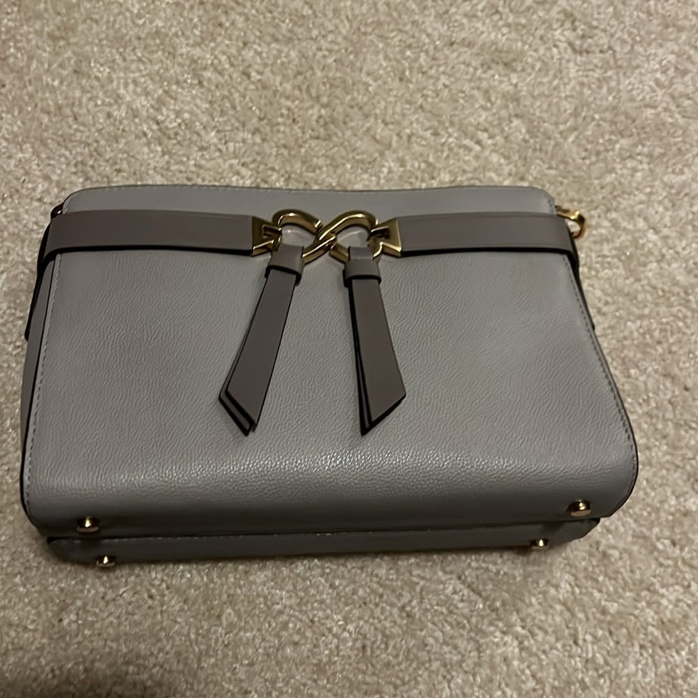 kate spade Pebbled Leather Crossbody in Light Gray with Gold Hardware - Picture 7 of 10